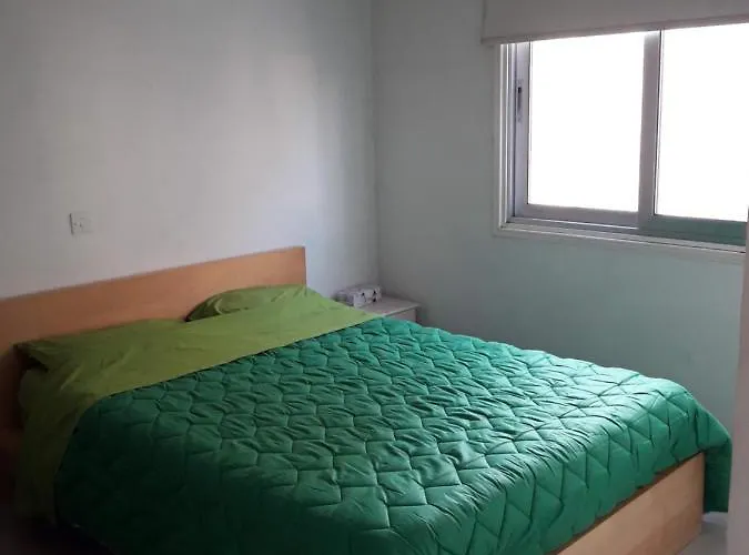 A Modern For * نيقوسيا